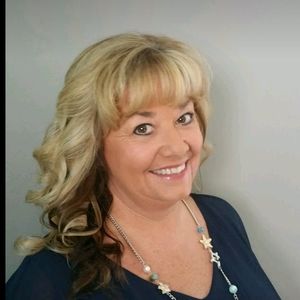 Meet your Posher, Sandy